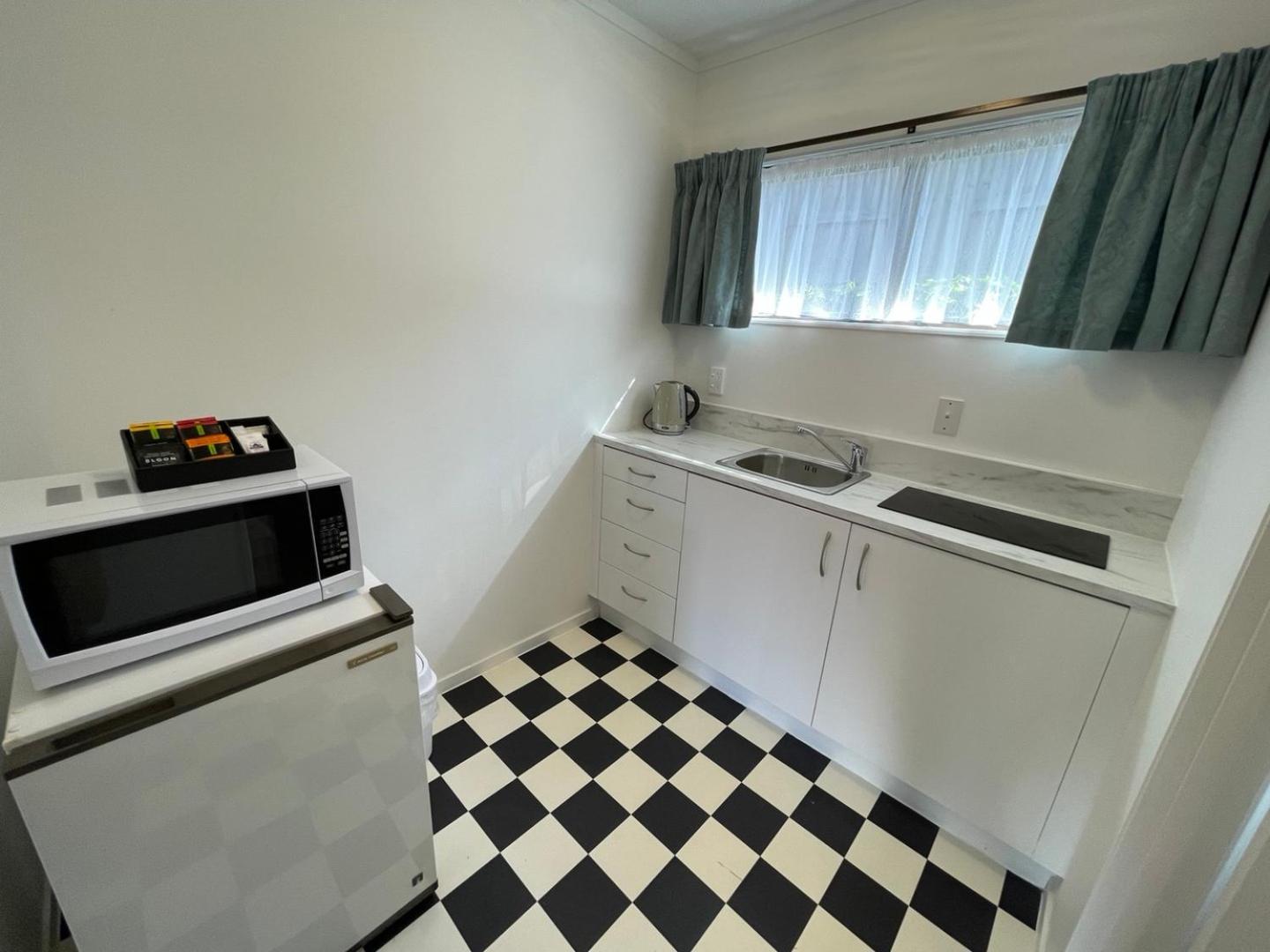 פאנגאריי Cherry Court Motor Lodge מראה חיצוני תמונה