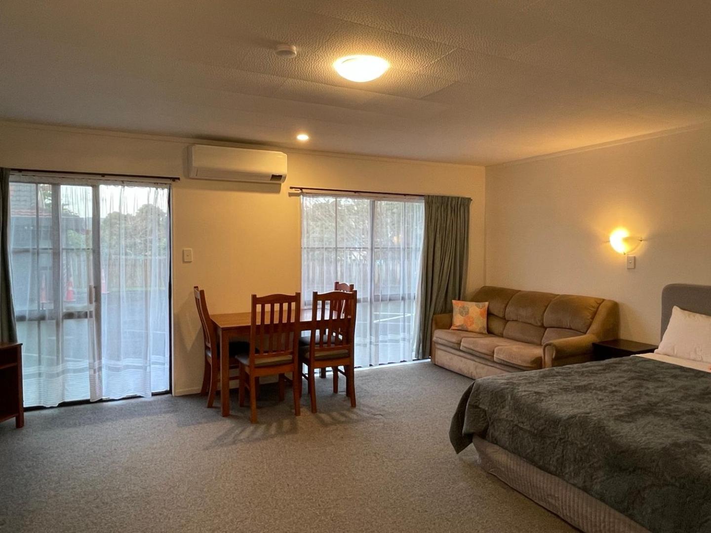פאנגאריי Cherry Court Motor Lodge מראה חיצוני תמונה