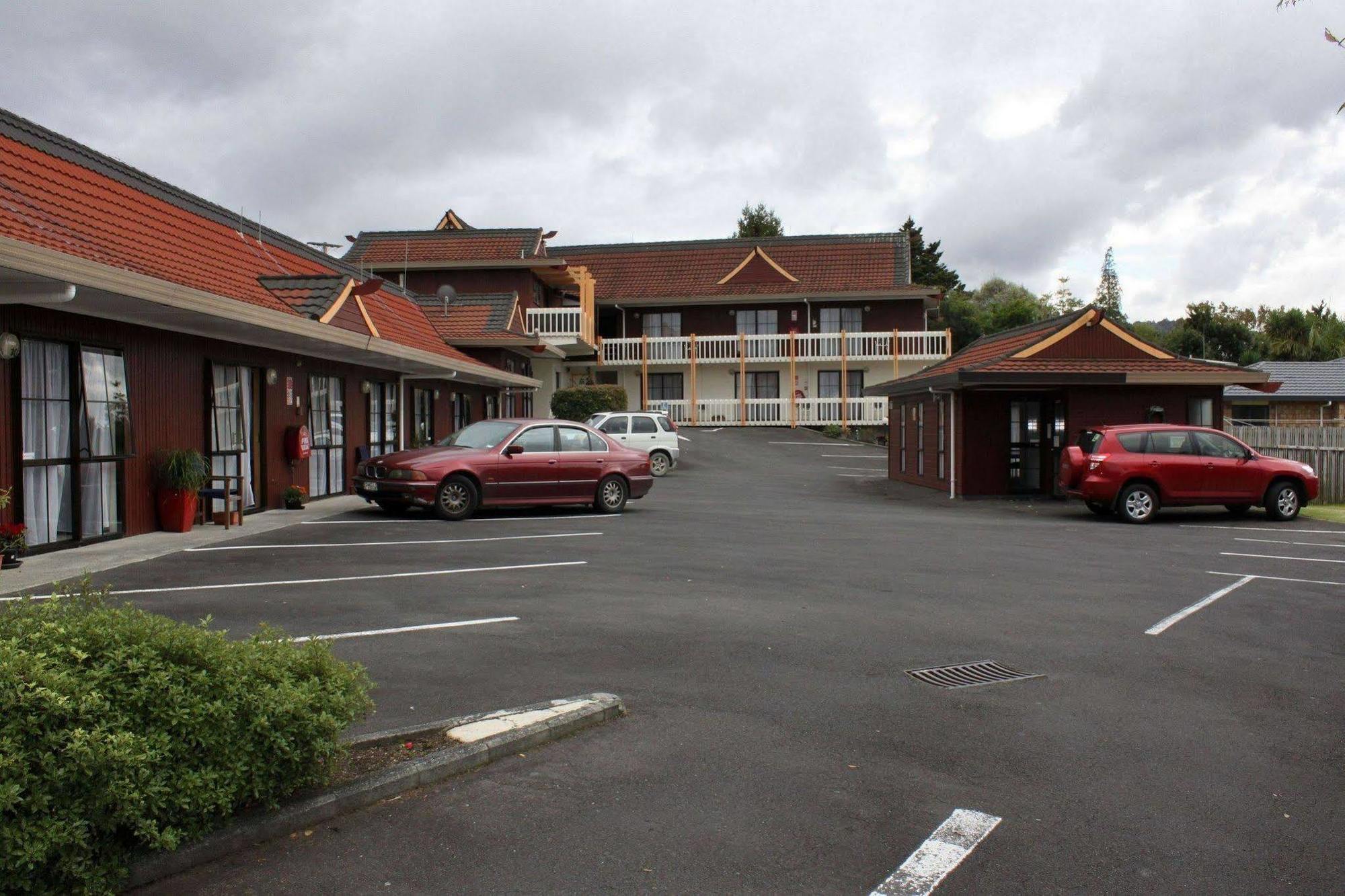 פאנגאריי Cherry Court Motor Lodge מראה חיצוני תמונה